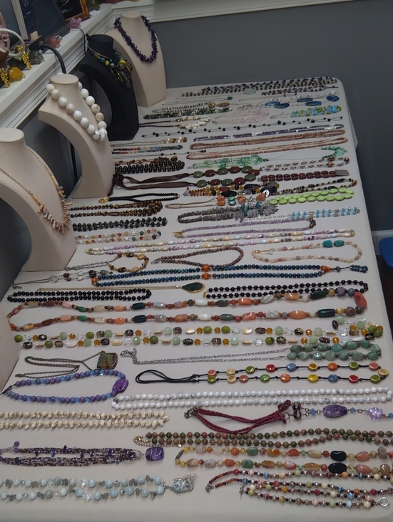Jewelry - Preview For 8-25 Showcasing 20lb Stone Lot